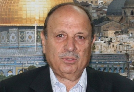 الحسيني: الرئيس يتابع أوضاع القدس ساعة بساعة