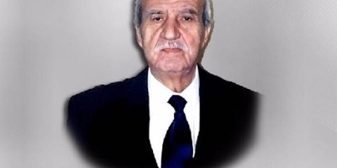 الرئيس يهاتف أم جهاد معزيا بوفاة المناضل الكبير غالب الوزير