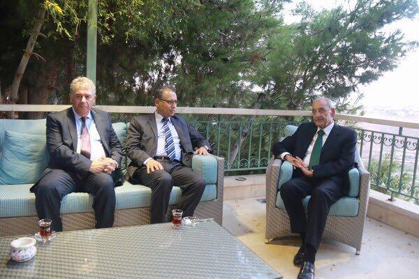 لقاء رئيس مجلس النواب اﻻستاذ نبيه بري مع السفيرين المصري نزيه النجاري والفلسطيني اشرف دبور .