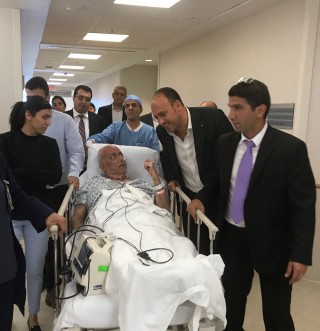 نجاح عملية زراعة الرئة للدكتور صائب عريقات