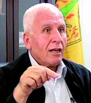 الأحمد يسلم رسالة خطية من الرئيس محمود عباس إلى نظيره السوداني