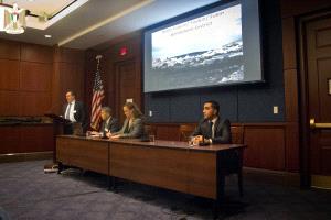 رئيسا بلديتي بيت لحم ووادي فوكين يخاطبان الكونغرس الأميركي