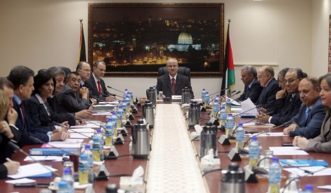 مجلس الوزراء يدعو الإدارة الأميركية إلى عدم الاعتراف بالقدس عاصمة لإسرائيل أو نقل سفارتها إليها
