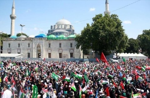 مئات الآلاف يتظاهرون في اسطنبول رفضا للاعتراف الأميركي بالقدس عاصمة لإسرائيل