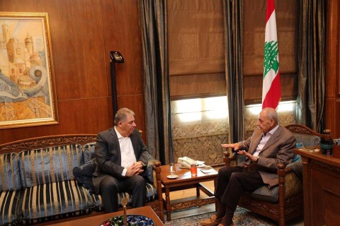 دولة الرئيس بري يستقبل السفير دبور