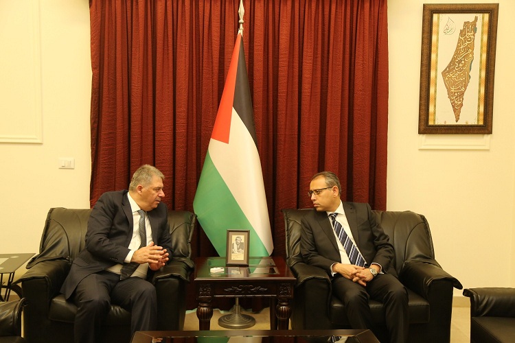 دبور يلتقي السفير المصري في لبنان