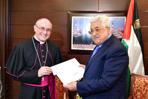 الرئيس يستقبل القاصد الرسولي