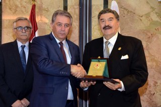 المؤتمر الشعبي اللبناني يكرم الاسيرة عهد التميمي