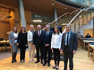 السفراء العرب يطالبون البرلمان الفنلندي باتخاذ خطوات تضامنية مع الشعب الفلسطيني