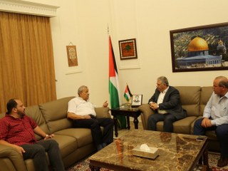 دبور يلتقي رئيس جمعية الهلال الاحمر الفلسطيني