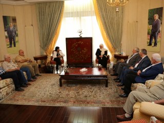 العالول يلتقي قيادات لبنانية