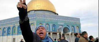 اليوم الذكرى الـ28 لمجزرة المسجد الأقصى الأولى