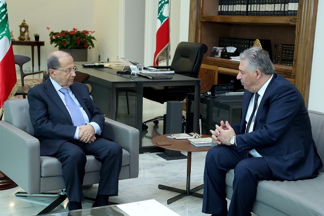 دبور يسلم الرئيس اللبناني رسالة شكر من السيد الرئيس على مواقفه في الامم المتحدة