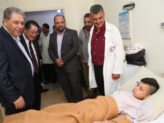 اليابان تدعم مستشفى حيفا والهمشري بمعدات طبية لغرف العمليات