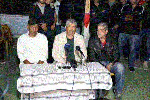 عساف ردا على أنباء عن تجميد قرار هدم الخان الاحمر: لا نثق بالأخبار الاسرائيلية وسنواصل اعتصامنا