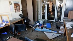 مجهولون يدمرون مقر هيئة إذاعة وتلفزيون فلسطين في غزة