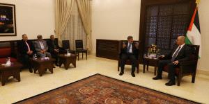 الحمد الله يطلع على جهود إعادة إعمار مخيم اليرموك