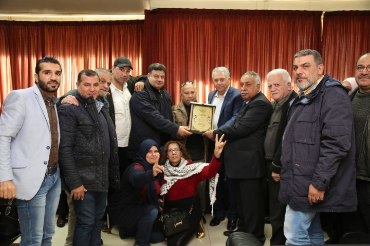 دبور يلتقي وفد رابطة مخيم تل الكرامة