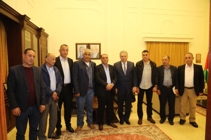 دبور يستقبل وفد المكتب التنفيذي للجان الشعبية في رام الله