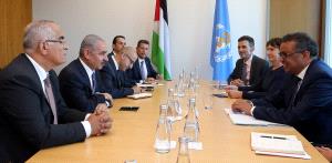 اشتية يطالب "الصحة العالمية" بالمساعدة في تطوير نظام تأمين صحي وطني شامل