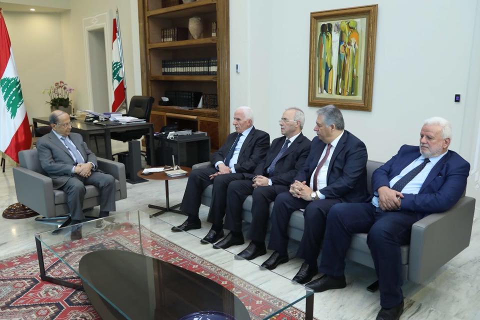 الاحمد يسلم رسالة خطية من الرئيس محمود عباس الى نظيره اللبناني