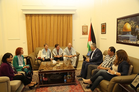 دبور يستقبل وفداً تضامنياً من الاوروغواي