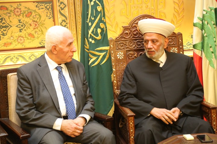 الاحمد يلتقي مفتي الجمهورية اللبنانية