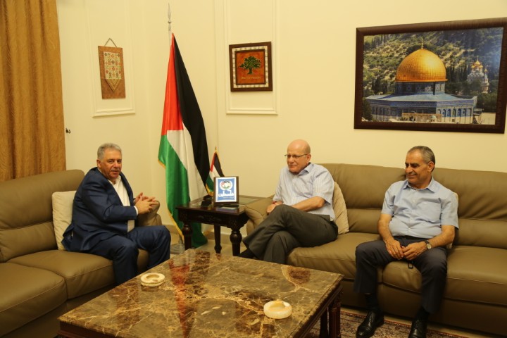 دبور يلتقي نائب الامين العام للجبهة الديمقراطية فهد سليمان