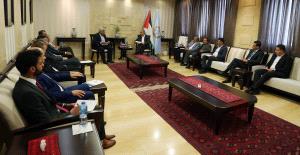 اشتية يبحث مع نقابة المهندسين سبل الحد من البطالة