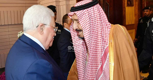 الرئيس يهنئ خادم الحرمين الشريفين وولي عهده بيوم اعلان المملكة