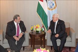 الرئيس يستقبل رئيس وزراء سان فينسنت والغرينادين