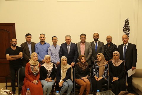السفير دبور يلتقي تجمع الاعلاميين الفلسطينيين في لبنان