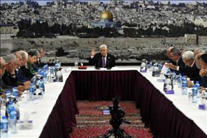 الرئيس في مستهل اجتماع القيادة: مصرون تماما على إجراء الانتخابات وموقفنا من رواتب الشهداء والأسرى ثا