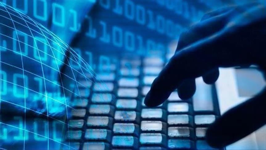 الحكومة تطالب بالتراجع عن قرار حجب بعض المواقع الالكترونية