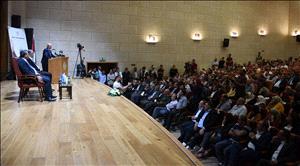 اشتية خلال لقائه فعاليات طولكرم: أزمة الكهرباء التي تشهدها المحافظة ستحل قبل نهاية العام الجاري