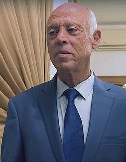 الرئيس يعزي نظيره التونسي بضحايا حادث انقلاب الحافلة