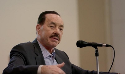 الرئيس يهاتف زوجة المناضل الوطني الكبير أحمد عبد الرحمن ونجله معزيا بوفاته