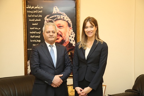 القنصل منصور يستقبل نائبة رئيس البعثة السويدية يلت