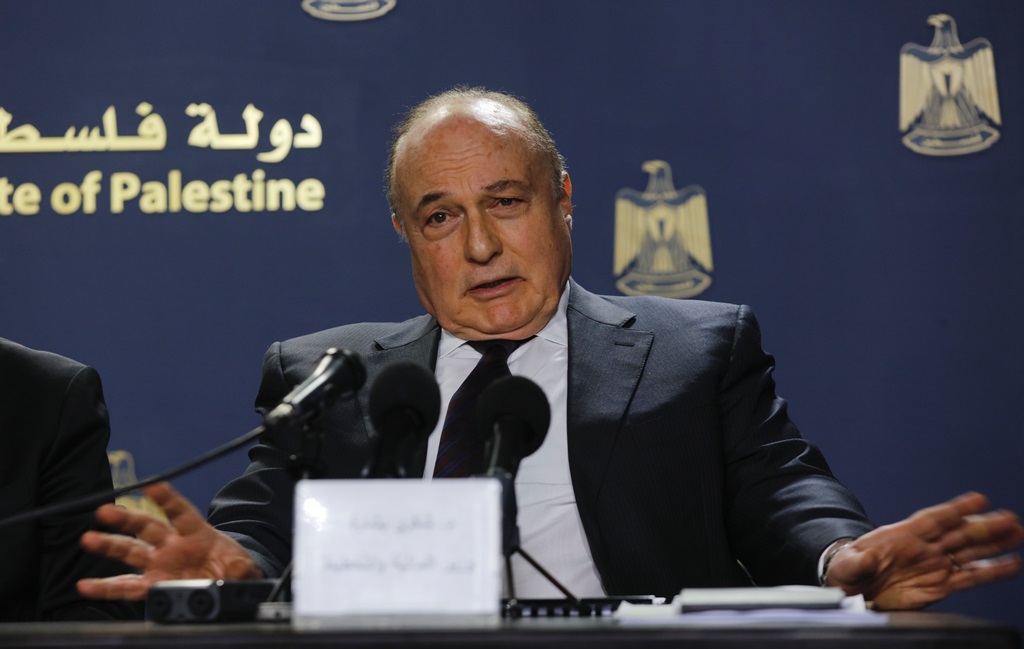 بشارة: راتب كامل لمن تقل رواتبهم عن 1750 شيقلا و50% لمن تزيد رواتبهم عن ذلك