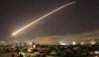 استشهاد ثلاثة عسكريين سوريين واصابة رابع في هجوم إسرائيلي على جنوب دمشق