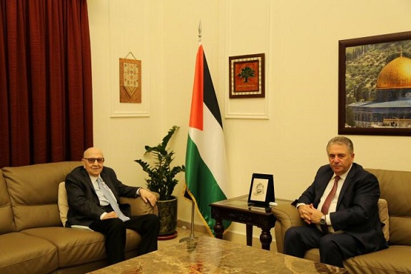 دبور يستقبل الامين العام المساعد لجامعة الدول العربية السفير عبد الرحمن الصلح