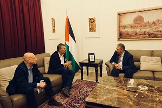 السفير دبور يستقبل المفوض العام لوكالة الاونروا فيليب لازاريني