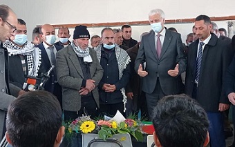 عورتاني يفتتح الدورة الدراسية الثالثة من بلدة عقربا جنوب نابلس