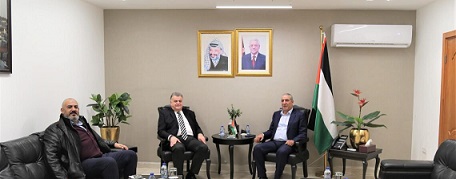 سعد: تحويل رواتب العمال في إسرائيل للبنوك الفلسطينية خلال 6 أشهر