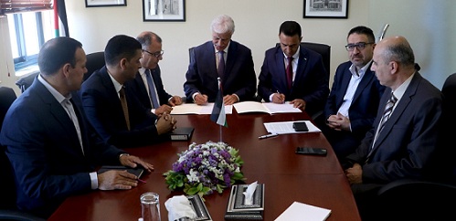 "التربية" واتحاد المعلمين يوقعان اتفاقية لتعديل تاريخ منح علاوة طبيعة العمل