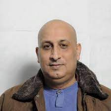 الرئيس يهاتف الأسير المحرر عاكف أبو هولي مهنئا إياه بالإفراج عنه