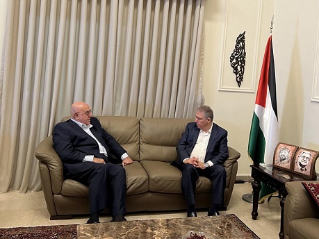 السفير دبور يلتقي العميد مصطفى حمدان