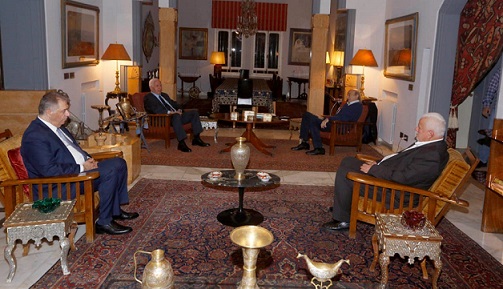 الاحمد يلتقي رئيس الحزب التقدمي الاشتراكي وليد جنبلاط