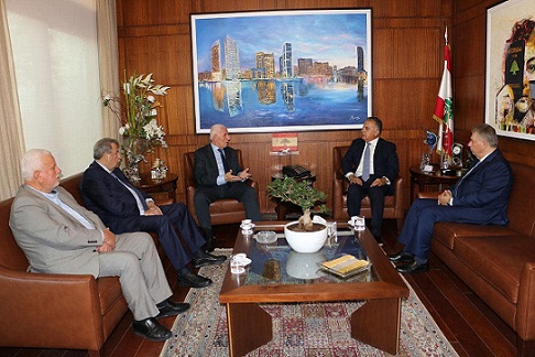 الاحمد يلتقي المدير العام للامن العام اللبناني