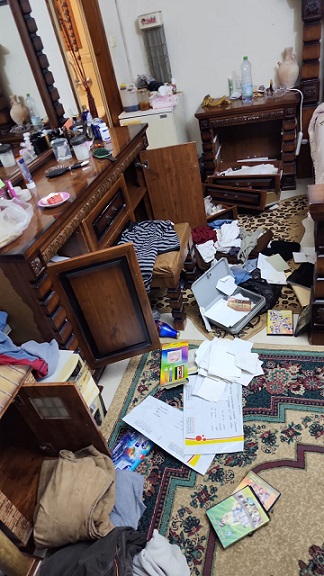 الاحتلال يستولي على ثلاث مركبات في الخليل